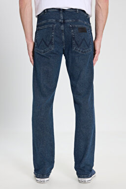 Straight Fit Düz Kesim Normal Bel Koyu Mavi Texas Esnek Jean Denim Pantolon - Dark Indigo-W121081317 (görsel 4)