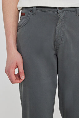 Texas Straight Fit Düz Kesim Normal Bel Pamuklu Esnek Yeşil Pantolon - Green-W1218646300 (görsel 4)