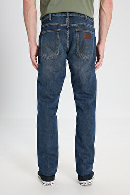 Regular Fit Normal Kesim Düşük Bel Greensboro Mavi Esnek Jean Denim Pantolon - Mid Indigo-W15Q027318 (görsel 5)