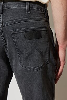 River Fit Dar Kesim Normal Bel Esnek Jean Kot Pantolon - Blackout-W17T29Z79 (görsel 6)