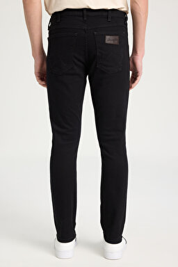 Slim Fit Dar Kesim Düşük Bel Siyah Esnek Larston Jean Denim Kot Pantolon - Clean Black-W18S034AE (görsel 5)