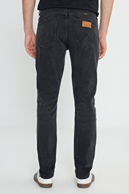 Larston Slim Tapered Dar Kesim Düşük Bel Siyah Esnek Jean Kot Pantolon - Authentic Black-W18S8912V (görsel 4)