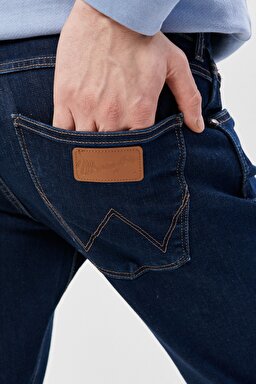 Larston Slim Tapered Dar Kesim Düşük Bel Esnek Jean Kot Pantolon - Dark Tint-W18SXL374 (görsel 4)