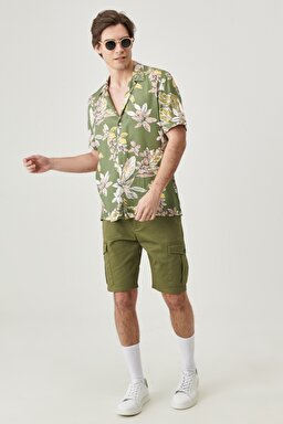 Regular Fit Rahat Kesim Esnek Cepli Şort - Olive-W221307308