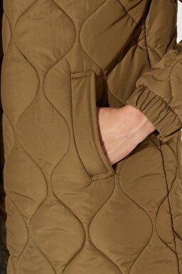 Regular Fit Normal Kesim Kapüşonlu Haki Kapitone Ceket - Khaki-W222039801 (görsel 5)