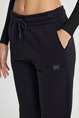 Regular Fit Normal Kesim %100 Pamuk Siyah Jogger Eşofman Altı - Black-W222090001 (görsel 5)