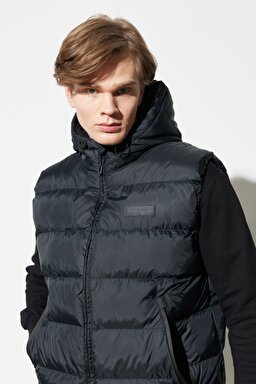 Regular Fit Normal Kesim Siyah Şişme Yelek - Black-W222371001 (görsel 5)