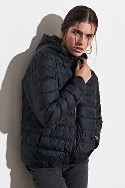 Regular Fit Normal Kesim Siyah Şişme Mont - Black-W222561001 (görsel 2)
