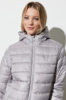 Regular Fit Normal Kesim Kapüşonlu Yaka Gri Şişme Mont - Stone-W222561013 (görsel 3)