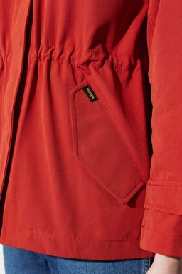 Regular Fit Normal Kesim Kapüşonlu Yaka Kırmızı Yağmurluk Ceket - Red-W231196600 (görsel 6)