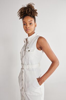 Regular Fit Normal Kesim Kolsuz Beyaz Jean Kot Elbise - Off White-W231290102 (görsel 5)