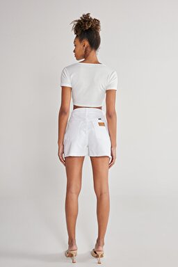 Regular Fit Normal Kesim Yüksek Bel Beyaz Esnek Jean Kot Şort - White-W231571100 (görsel 7)
