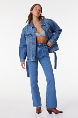 Oversize Fit Rahat Kesim %100 Pamuk Mavi Jean Kot Ceket - Mid Blue-W231616XT (görsel 2)