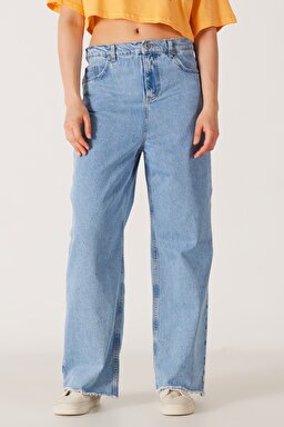 Wide Leg Fit Normal Bel Geniş Paça Açık Mavi Jean Kot Pantolon - Light Blue-W231629404
