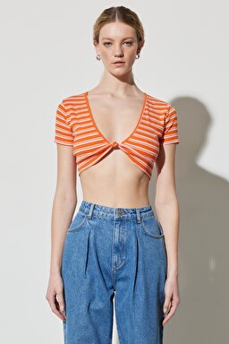 Regular Fit Normal Kesim V Yaka Çizgili Crop Bluz - Orange-W231671700 (görsel 4)