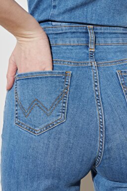 Regular Fit Normal Kesim Normal Bel Geniş Paça Kolsuz Açık Mavi Esnek Jean Tulum - Light Blue-W231682404 (görsel 7)