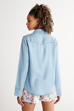Regular Fit Normal Kesim Yakası Bağcıklı Açık Mavi Jean Kot Gömlek - Light Blue-W231684404 (görsel 8)