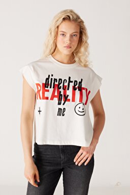 Regular Fit Normal Kesim %100 Pamuk Bisiklet Yaka Kolsuz Beyaz Tişört - White-W231809100