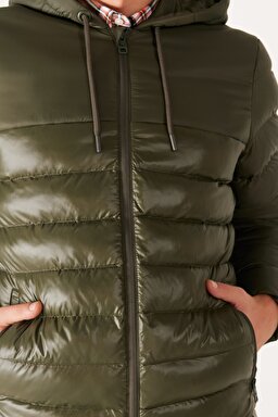 Regular Fit Normal Kesim Kapüşonlu Kapitone Haki Şişme Mont - Khaki-W232008801 (görsel 7)