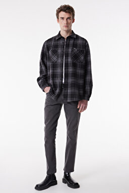 Loose Fit Rahat Kesim Ekoseli Şardonlu Gri Uzun Kollu Gömlek - Black-W232145001 (görsel 2)