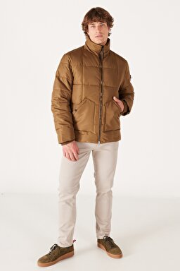 Regular Fit Normal Kesim Dik Yaka Kapüşonlu Camel Şişme Mont - Camel-W232183211 (görsel 5)