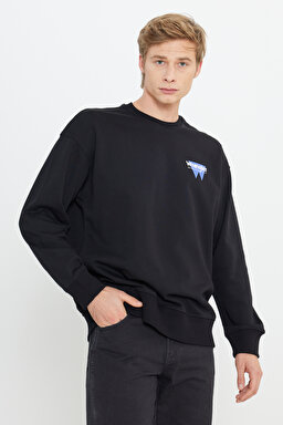 Oversize Fit Geniş Kesim Bisiklet Yaka Şardonlu Siyah Sweatshirt - Black-W232243001 (görsel 5)