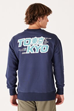 Loose Fit Rahat Kesim Bisiklet Yaka Sırt Baskılı Şardonlu Lacivert Sweatshirt - Indigo-W232244315