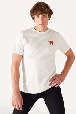 Regular Fit Normal Kesim %100 Pamuk Bisiklet Yaka Sırt Baskılı Kırık Beyaz Tişört - Off White-W232285102 (görsel 3)