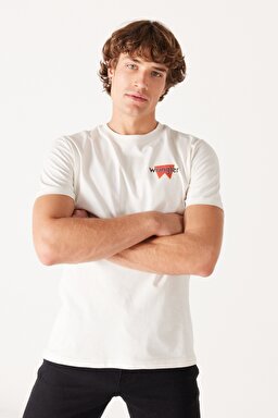 Regular Fit Normal Kesim %100 Pamuk Bisiklet Yaka Sırt Baskılı Kırık Beyaz Tişört - Off White-W232285102 (görsel 4)