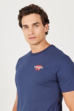Regular Fit Normal Kesim %100 Pamuk Bisiklet Yaka Sırt Baskılı Lacivert Tişört - Indigo-W232285315 (görsel 4)
