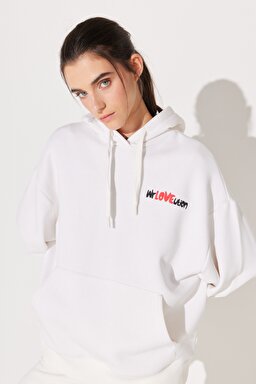 Oversize Fit Geniş Kesim Kapüşonlu İçi Polarlı Sırt Baskılı Kırık Beyaz Sweatshirt - Off White-W232307102 (görsel 5)