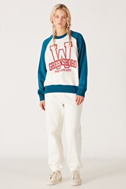 Oversize Fit Geniş Kesim Bisiklet Yaka İçi Polarlı Mavi Beyaz Sweatshirt - Off White-W232330102 (görsel 6)