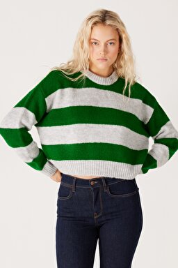 Regular Fit Normal Kesim Bisiklet Yaka Yeşil Triko Kazak - Green-W232353300