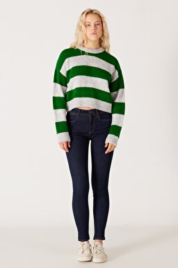 Regular Fit Normal Kesim Bisiklet Yaka Yeşil Triko Kazak - Green-W232353300 (görsel 7)