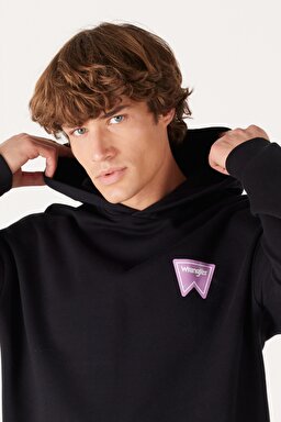 Loose Fit Rahat Kesim Kapüşonlu İçi Polarlı Sırt Baskılı Siyah Sweatshirt - Black-W232574001 (görsel 5)