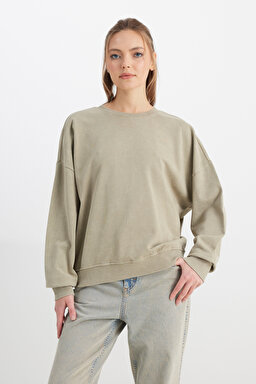 Relaxed Fit Geniş Kesim Bisiklet Yaka %100 Pamuk Haki Sweatshirt - Khaki-W241234801 (görsel 4)