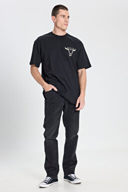 Loose Fit Rahat Kesim Bisiklet Yaka %100 Pamuk Siyah Tişört - Black-W241299001 (görsel 4)