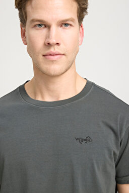 Loose Fit Rahat Kesim Bisiklet Yaka %100 Pamuk Siyah Tişört - Washed Black-W241576ON (görsel 4)