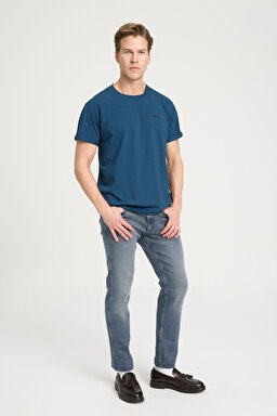 Loose Fit Rahat Kesim Bisiklet Yaka %100 Pamuk Lacivert Tişört - İndigo-W241576TF (görsel 3)