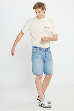 Regular Fit Normal Kesim Normal Bel %100 Pamuk Açık Mavi Jean Kot Şort - Light Blue-W241579404 (görsel 2)