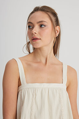 Relaxed Fit Geniş Kesim Kare Yaka Ekru Bluz - Ecru-W241604104 (görsel 2)