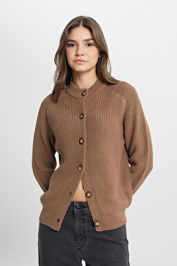 Regular Fit Normal Kesim Düğme Detaylı Camel Triko Kazak - Dark Camel-W242192825 (görsel 2)