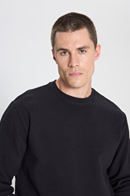 Regular Fit Normal Kesim Bisiklet Yaka %100 Pamuk Siyah Sweatshirt - Black-W242501001 (görsel 4)