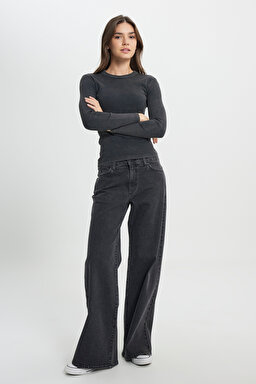 Slim Fit Dar Kesim Bisiklet Yaka Siyah Tişört - Black-W242576001 (görsel 3)