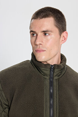Regular Fit Normal Kesim Sherpa Detaylı Haki Kapitone Mont - Khaki-W242644801 (görsel 5)