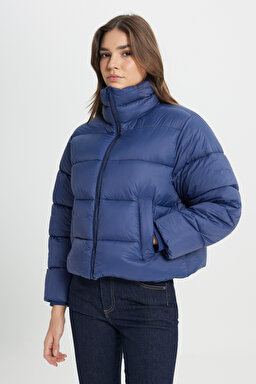 Loose Fit Rahat Kesim Lacivert Şişme Mont - Navy-W242720410 (görsel 4)