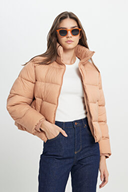 Loose Fit Rahat Kesim Pembe Şişme Mont - Dusty Pink-W242720613