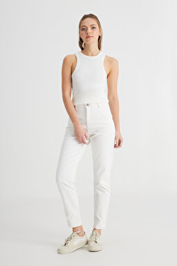 Mom Fit Yüksek Bel Dar Paça Beyaz Esnek Jean Kot Pantolon - White-W246008100 (görsel 3)