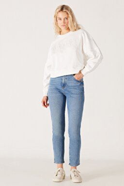 Mom Straight Fit Yüksek Bel Açık Mavi Esnek Jean Kot Pantolon - Light Blue-W246016404 (görsel 2)
