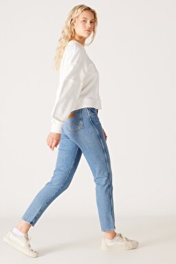 Mom Straight Fit Yüksek Bel Açık Mavi Esnek Jean Kot Pantolon - Light Blue-W246016404 (görsel 3)